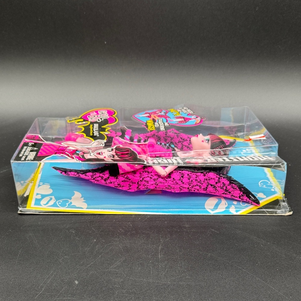 Monster High Ghoul to Bat Doll with Pink and Black Outfit Mattel 2015 NIB - Picture 6 of 8